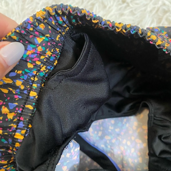 Nike Tempo Icon Clash Drifit Black Shorts - Picture 6 of 8